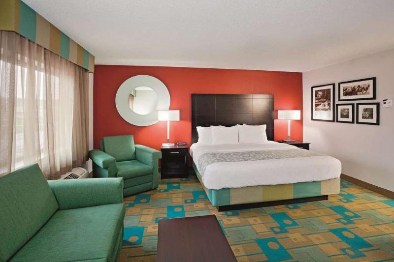 Отель La Quinta By Wyndham Mansfield Oh Экстерьер фото